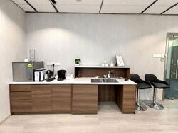 United Square (D11), Office #634988311